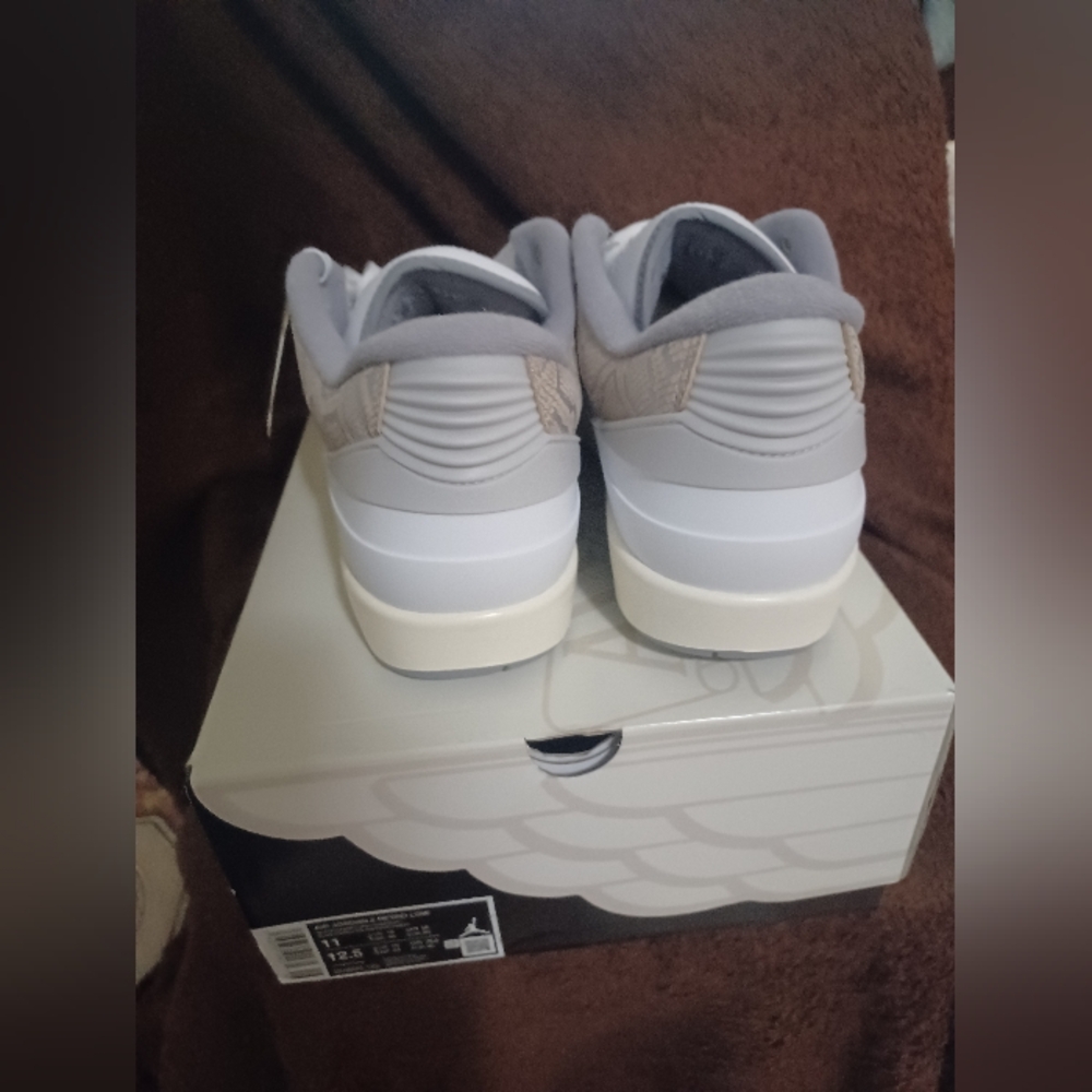 Jordan 2 Low Python Size 11 - Picture 3 of 4